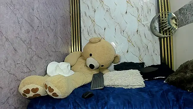 boys_curlys webcam