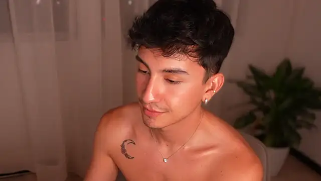 sweettaaron01