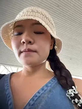 xiaoxiaocheng678 live cam on StripChat