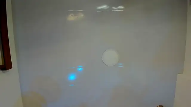 LittleeJaz webcam