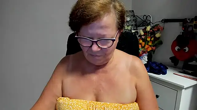 Adelewildx webcam
