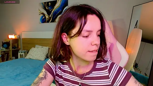 Maya_Campbell webcam