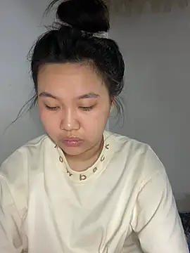 Almira6868 webcam