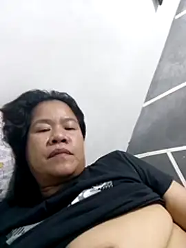 AsianbouncieGIRL webcam