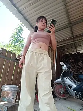 Linda-yiyi webcam