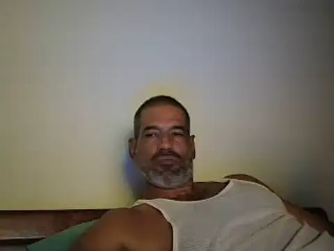 jackbigcock11 webcam
