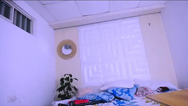 nataly_red webcam