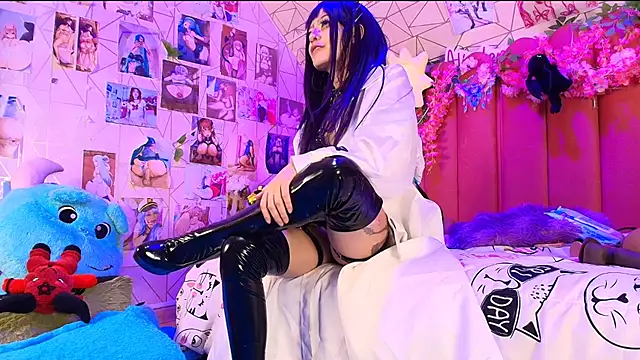 Alicebenett webcam