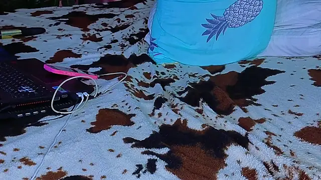 missnew2 webcam