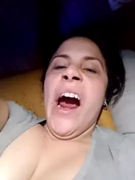 Rebelchocolate webcam