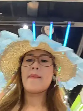 okgirl_23 webcam