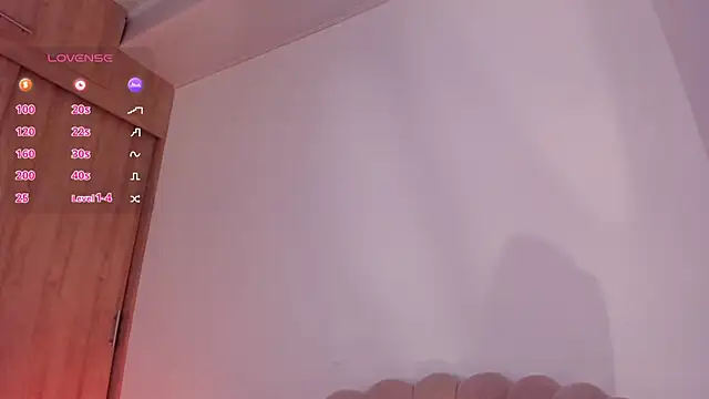 caroliinna_ - Caroliinna_'s free webcam - UK Sex Cams