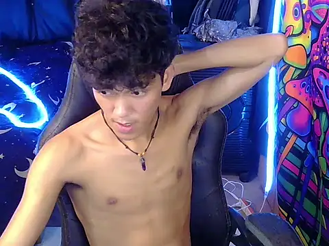 hugekenbigcock webcam