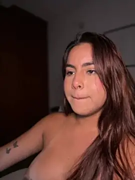 Zarahs_Blare1 webcam