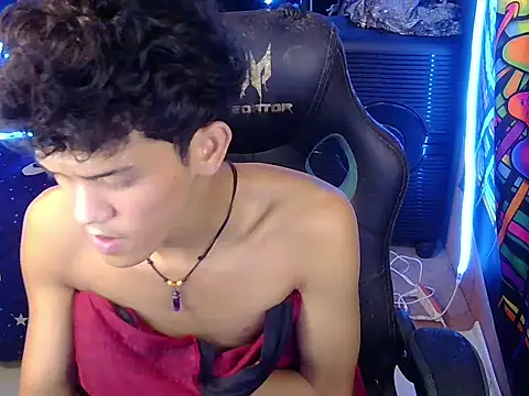 hugekenbigcock webcam
