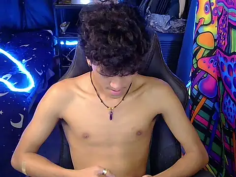hugekenbigcock webcam