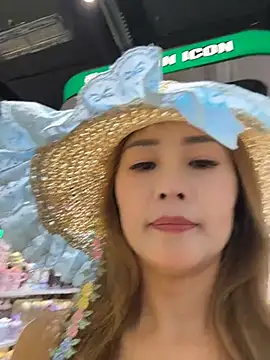 okgirl_23 webcam