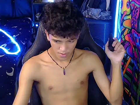 hugekenbigcock webcam