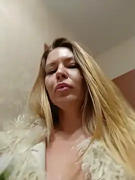 Lovers__Annn webcam
