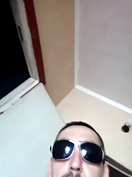 Nik888Nik888 webcam