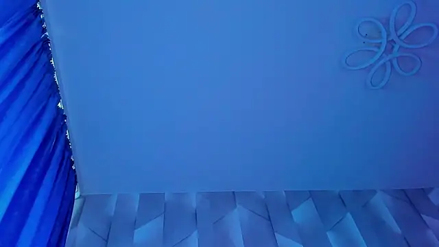 Alanna_Pow webcam
