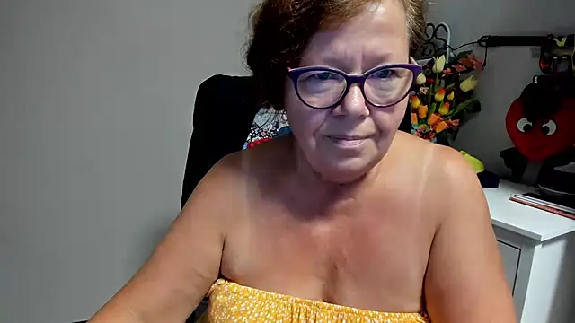 Adelewildx webcam