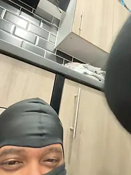BaddieRiRi224 webcam