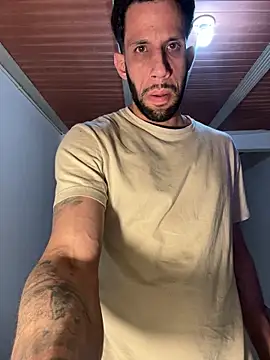 Karim_mansur webcam