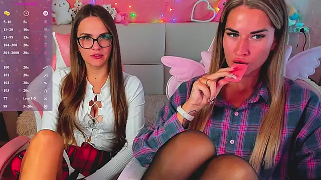 hotty_girls_here webcam