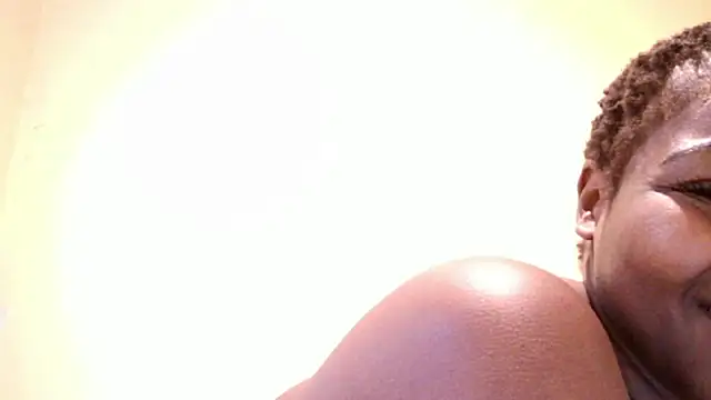 Queen_BootyXXX webcam