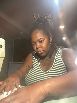 Goddess_Nafeesha webcam
