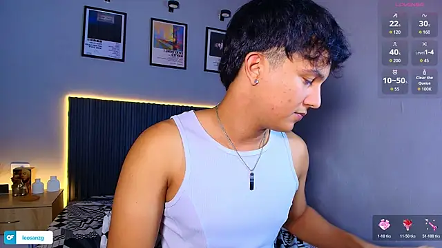 Leo_Savage_ webcam