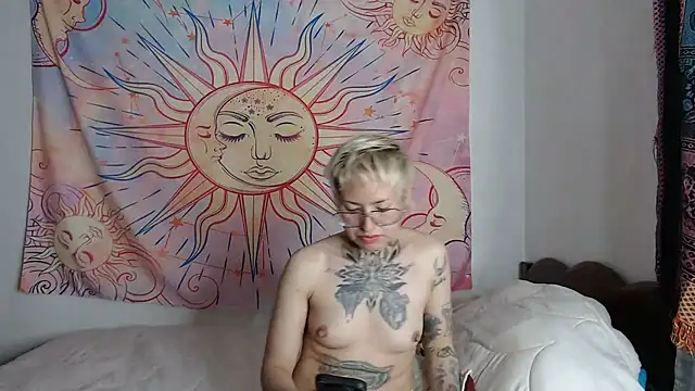 ArrangedFoot live cam on StripChat