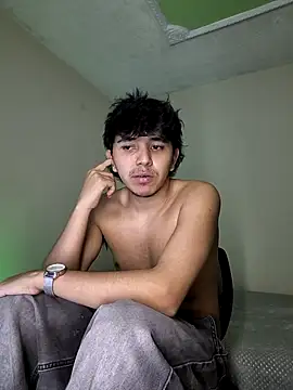 thiago_wc (M young) - naked show