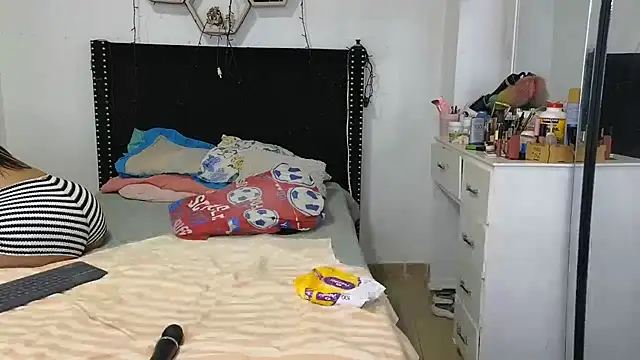 charlotte_077 webcam