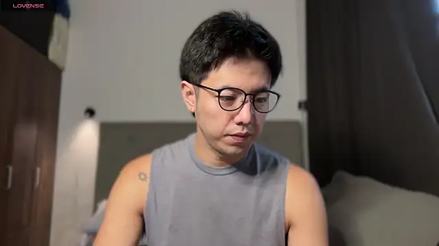 Addictiveboi webcam