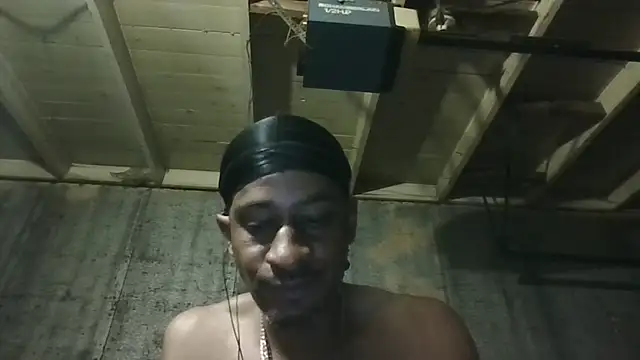 Leo99842 webcam