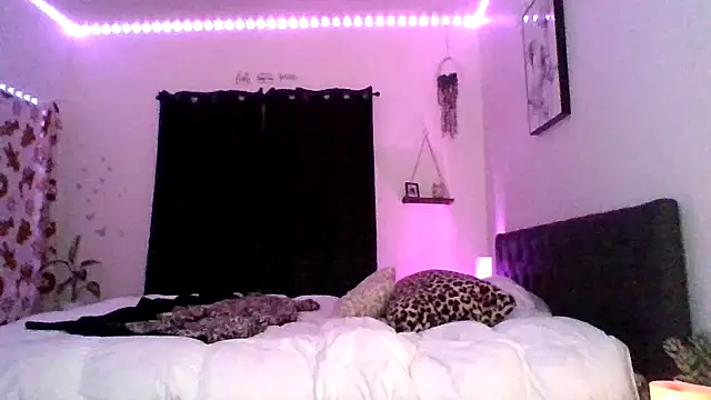 LusciousItaliaaa webcam