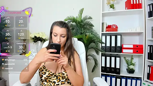 amayawest webcam