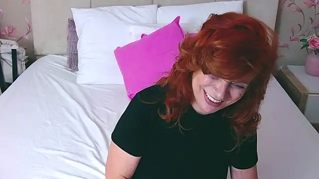 GiselleFox webcam