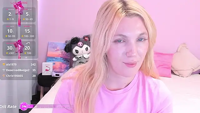 Fluffy_Monica webcam