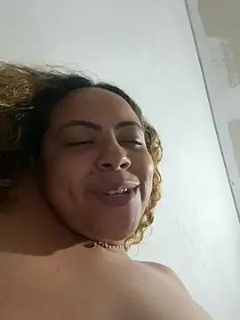 Chloe_Leaozinho webcam