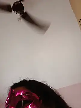 thanusi_2 webcam
