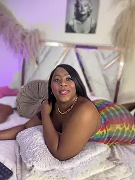 selina_paris webcam