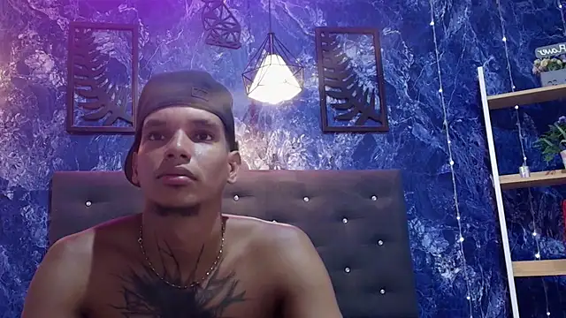kai_storm77 webcam
