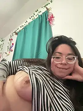 indiegirl666 webcam