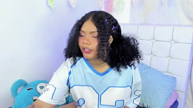 Angel_Belll webcam