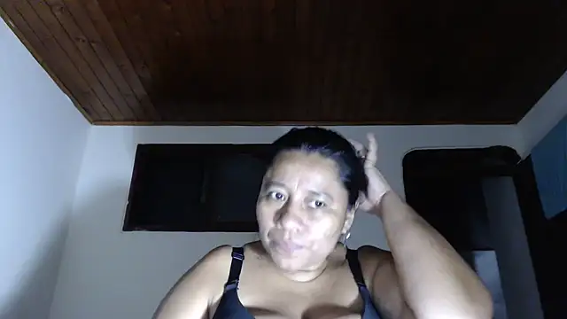 adrixxx38 webcam