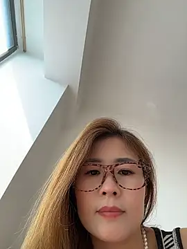 okgirl_23 webcam
