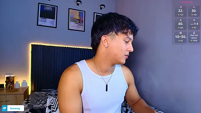 Leo_Savage_ webcam